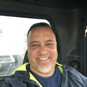 Meet your Posher, Quique